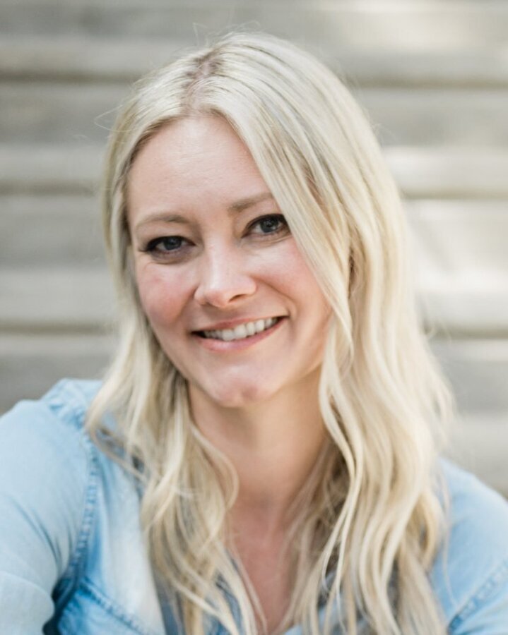 Traci True